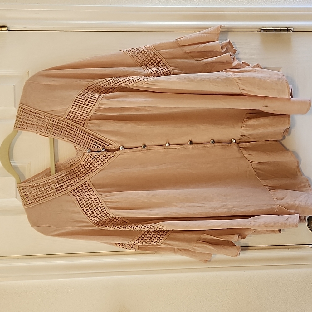 Signature Studio Blouse